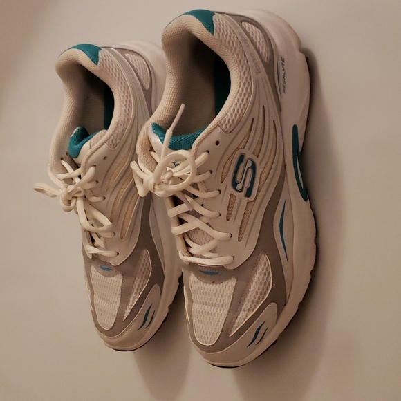 Skechers Shoes - Skechers Tone-ups Resalyte Run SZ 9